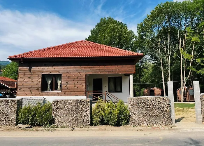 Карамановите Къщи