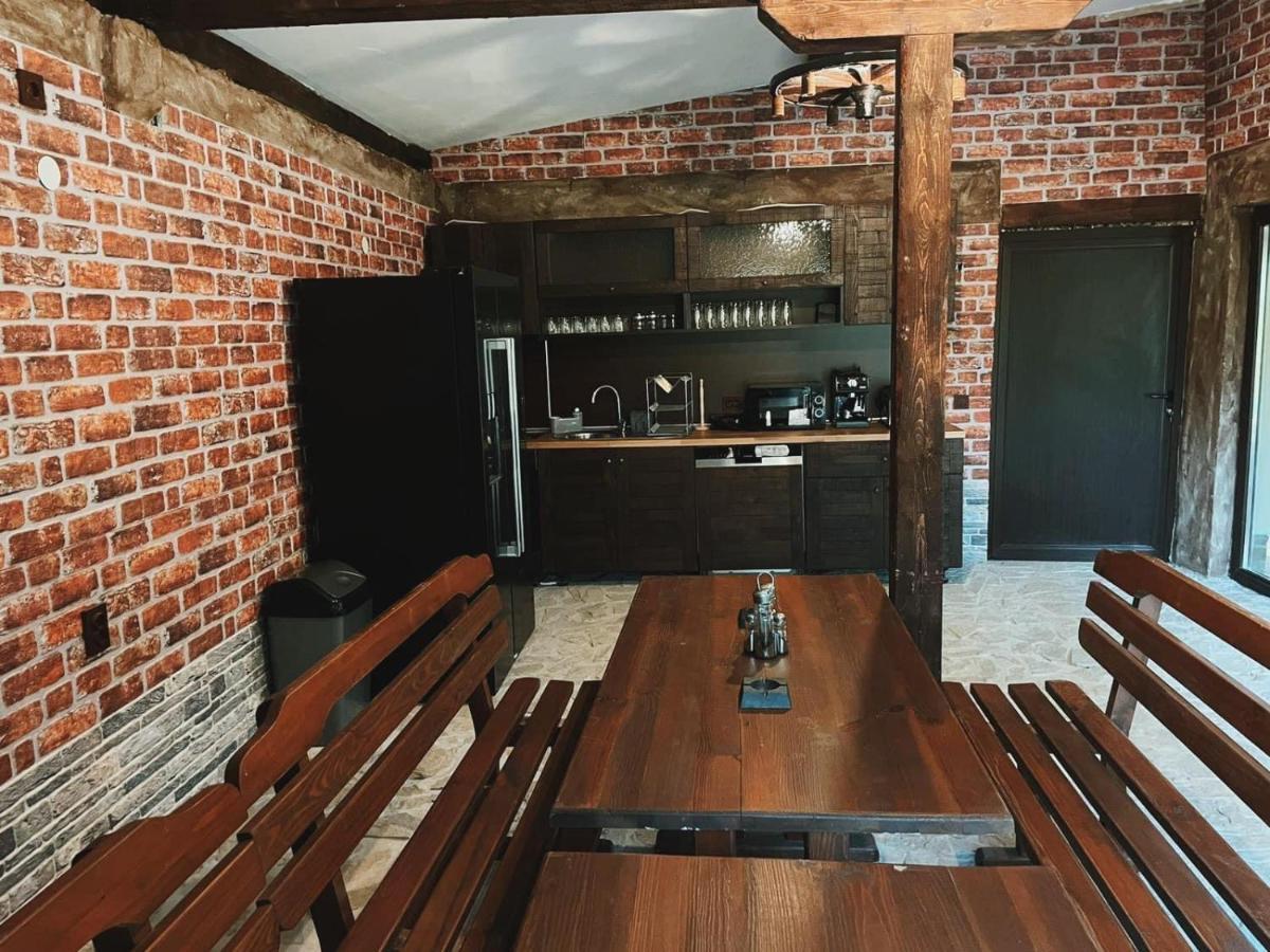 карамановите къщи Gasthof Aprilzi